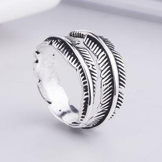 Wrap Around Feather Ring Ring - One Size