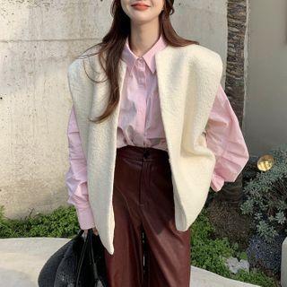 Plain Shirt / Straight Leg Pants