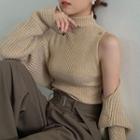 Set: Sleeveless Turtleneck Knit Top + Ribbed Knit Cropped Cardigan