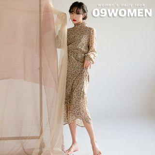 Plus Size Mockneck Floral Chiffon Long Dress