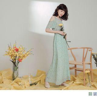 Cutout Shoulder Floral Maxi Dress