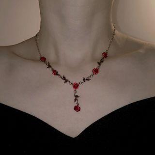 Alloy Flower Necklace / Bracelet
