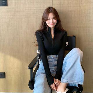 Stand Collar Half-zip Cropped T-shirt