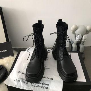 Square-toe Lace Up Platform Short Boots