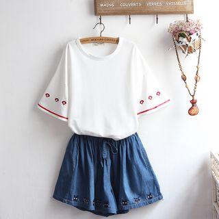 Set: Elbow-sleeve Embroidered T-shirt + Denim Shorts