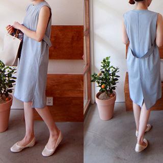 Sleeveless Slit-back Shift Dress