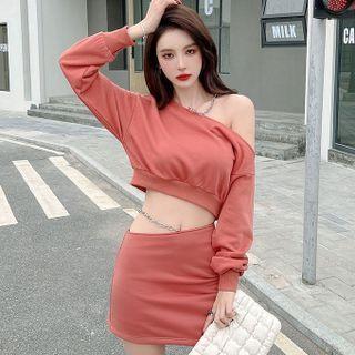 Set: Cold-shoulder Cropped Sweatshirt + Mini Pencil Skirt