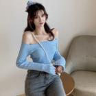 Plain Off-shoulder Long-sleeve Knitted Top