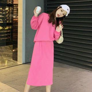 Plain Pullover / Midi Slit A-line Skirt