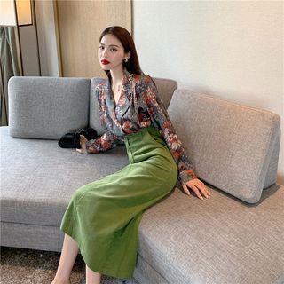 Flower Print Long-sleeve Blouse / Plain Slit Midi Skirt