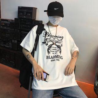 Short-sleeve Gun Print T-shirt