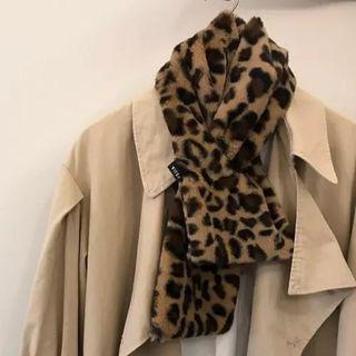 Leopard Print Faux Fur Scarf