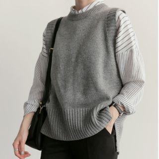 Round Neck Plain Knit Vest