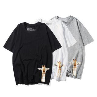 Short-sleeve Giraffe Print T-shirt