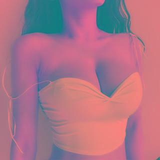 Tie-shoulder Cropped Top