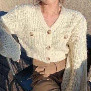V-neck Knit Cardigan / Turtleneck T-shirt / Mini A-line Pleated Skirt