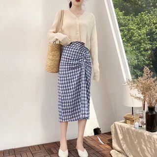 Plain Cropped Cardigan / Plaid Midi Skirt