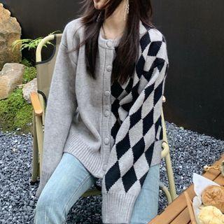 Diamond Pattern Paneled Cardigan