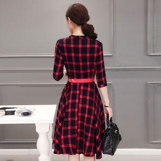 Check V-neck A-line Midi Dress