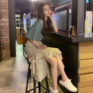Set: Elbow-sleeve T-shirt + Mermaid Fitted Skirt