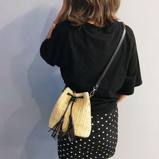 Tasseled Straw Crossbody Bucket Bag