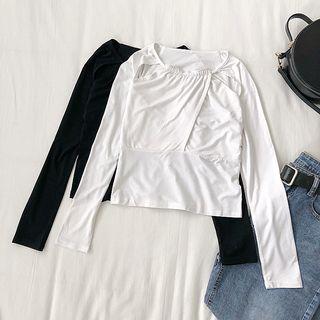 Cutout Long-sleeve Crop T-shirt