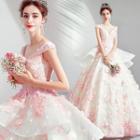 Short-sleeve Flower Detailed Ruffled Ball Gown
