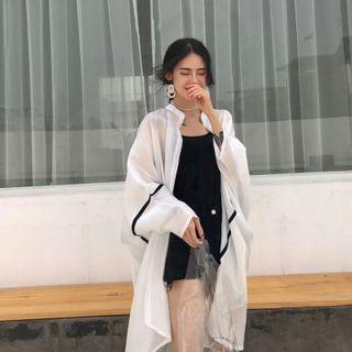 Contrast Trim Oversized Light Shirt
