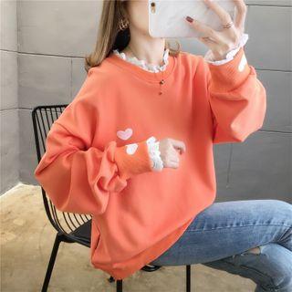 Lace Trim Heart Embroidered Pullover