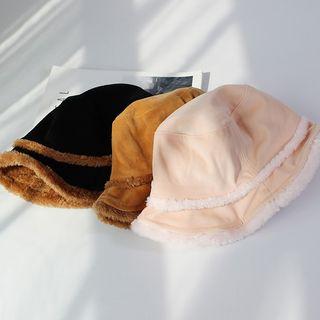 Reversible Fleece-lined Bucket Hat