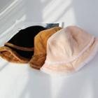 Reversible Fleece-lined Bucket Hat