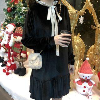 Contrast Trim Velvet Shift Dress