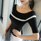 Scoop-neck Contrast-trim T-shirt