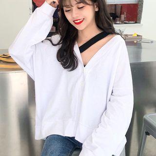 Reversible Batwing Sleeve V-neck Buttoned Top