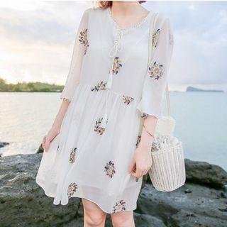 Floral Embroidered Elbow-sleeve Tie-waist V-neck Sheath Dress