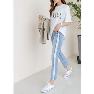 Plus Size - Contrast-side Straight-cut Jeans