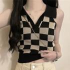 Collar Checkerboard Knit Crop Top