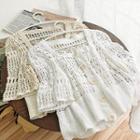Short-sleeve Buttoned Knit Lace Top