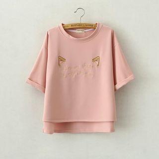Short-sleeve Dip-back Embroidered Top