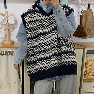 Denim Shirt / Printed Knit Vest