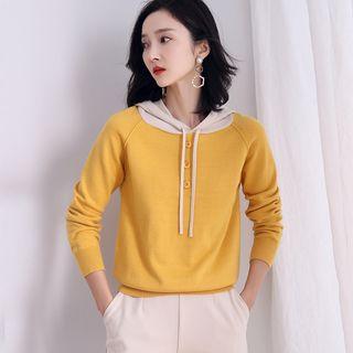 Buttoned Two-tone Knit Hoodie