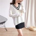 Loose-fit V-neck Knit Sweater White - One Size