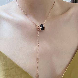 Stainless Steel Roman Numeral Pendant Necklace