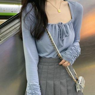 Long-sleeve Shirred T-shirt / Pleated A-line Skirt