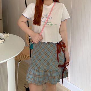 Short-sleeve Lettering Print Frill Trim T-shirt / Plaid Frill Trim Mini A-line Skirt