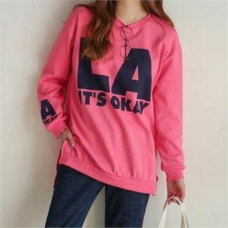 Lettering Slit-hem Sweatshirt