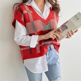 V-neck Sleeveless Plaid Knit Top