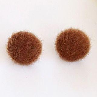 Furry Circle Stud Earring