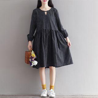 Keyhole Neck Plaid Long-sleeve Dress