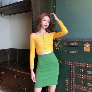 Set : Off Shoulder Top + Knit Split Skirt